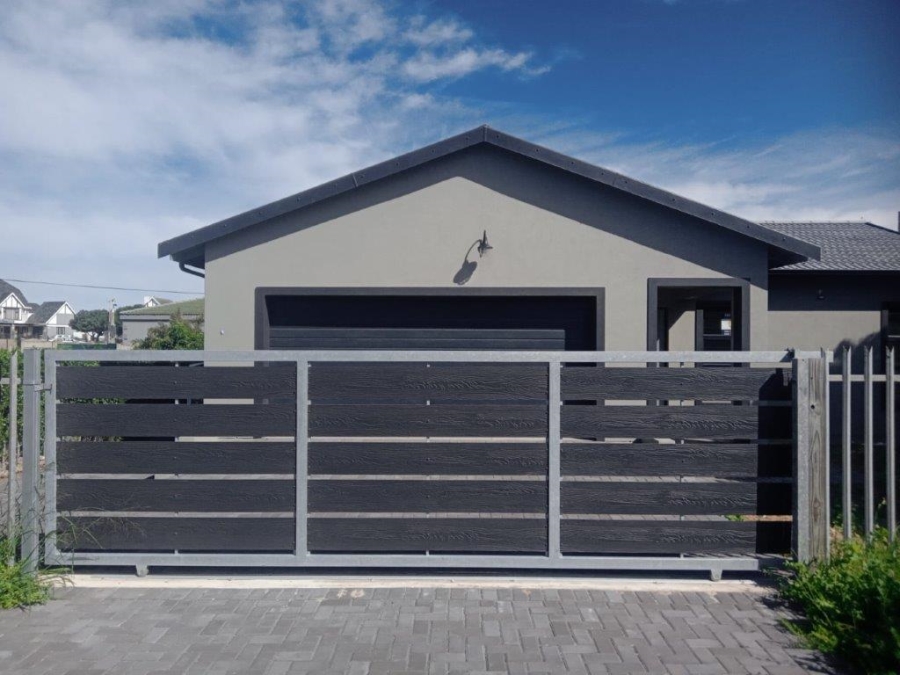 3 Bedroom Property for Sale in Aston Bay Eastern Cape